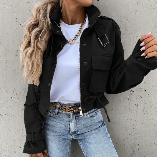 Chaqueta con Cuello Alto, Botones a Presión, Cordón Ajustable y Bolsillos