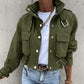 Chaqueta con Cuello Alto, Botones a Presión, Cordón Ajustable y Bolsillos